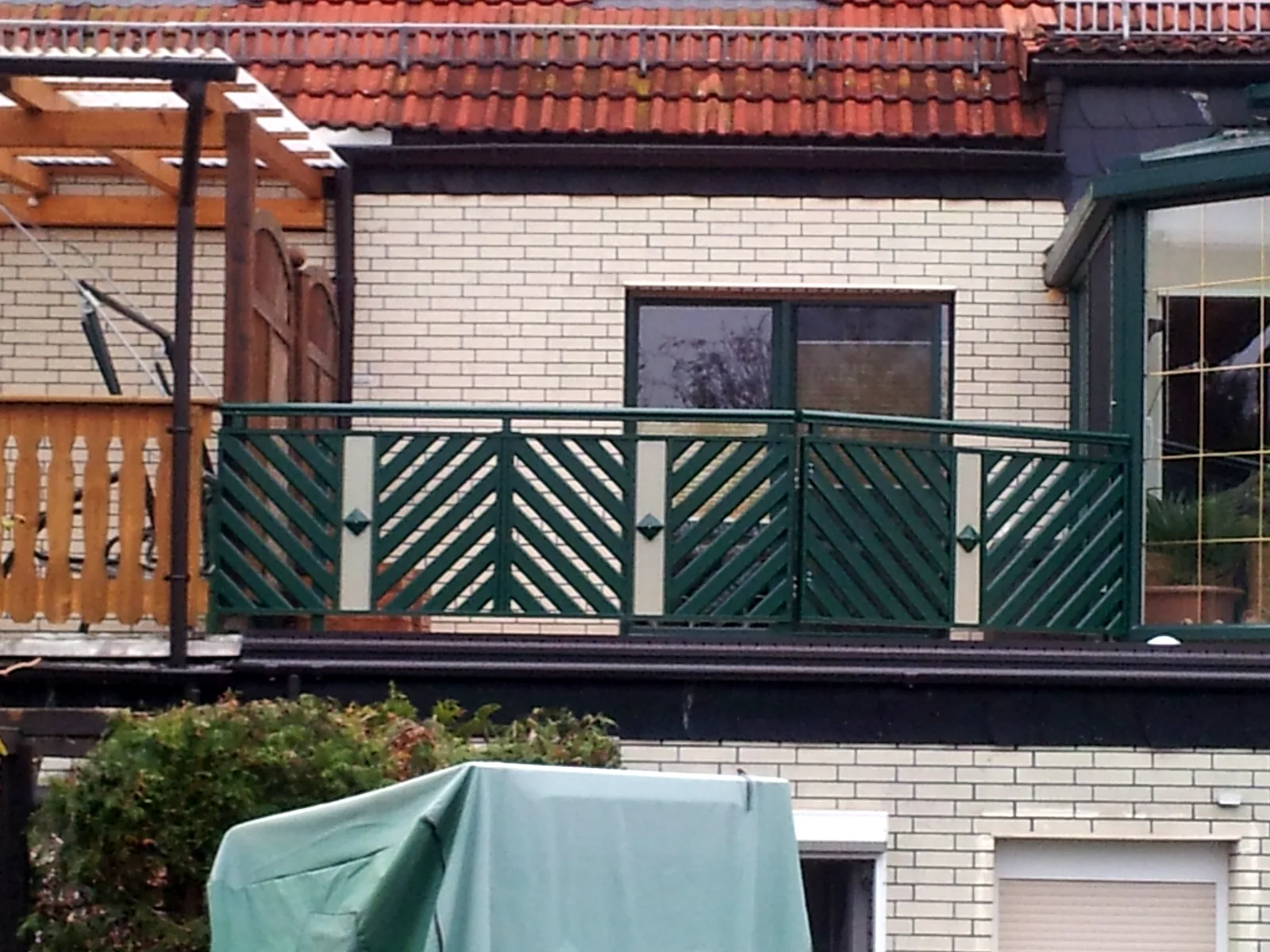Balkonverkleidung Balkone und Geländer, gefertigt von KAB Torsysteme in Brotterode-Trusetal