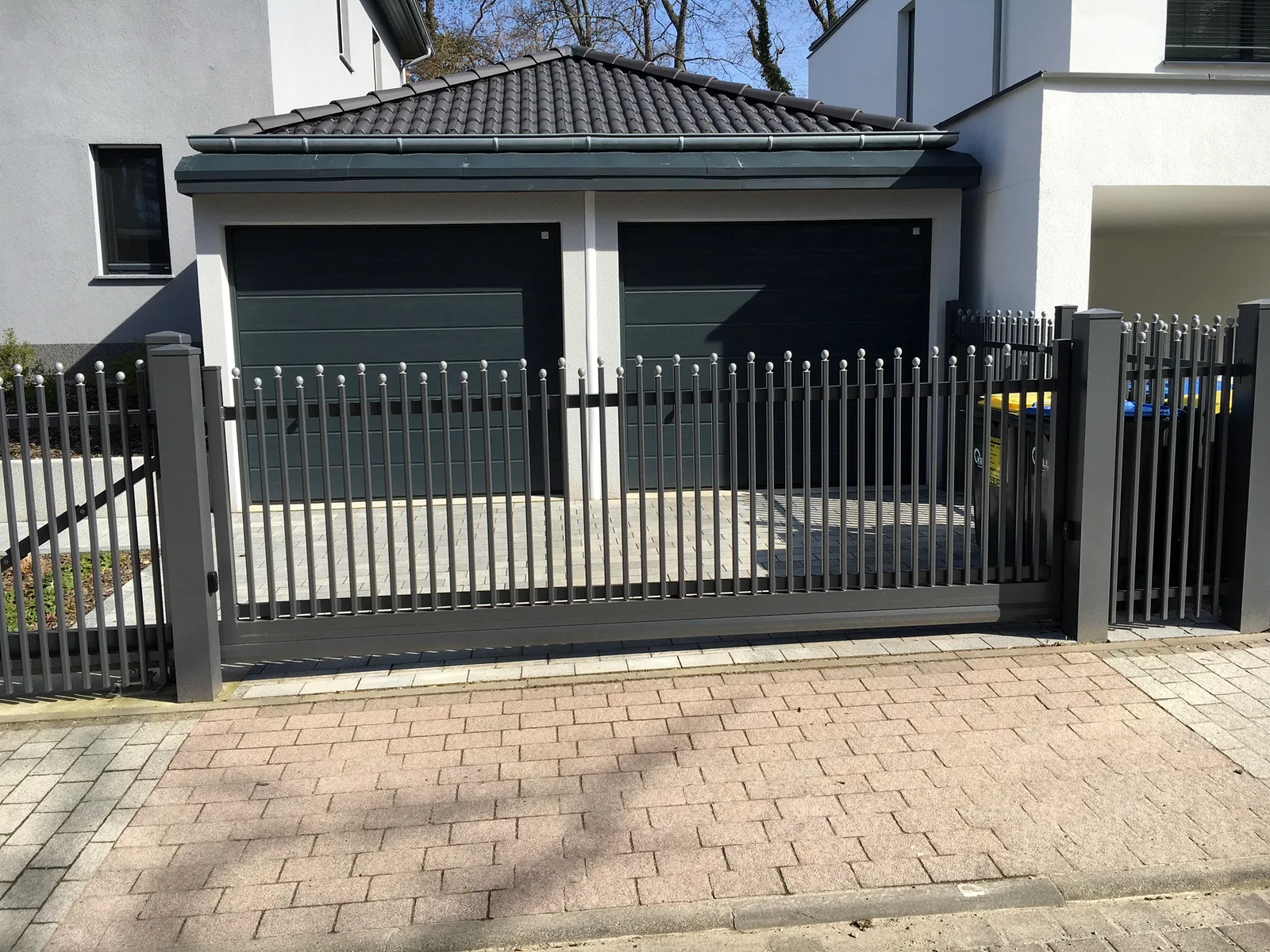 Anlage Modell Barock, gefertigt von KAB Torsysteme in Brotterode-Trusetal