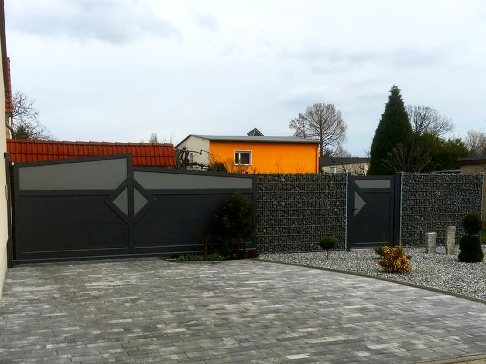 Anlage Modell Sonderanfertigung, gefertigt von KAB Torsysteme in Brotterode-Trusetal